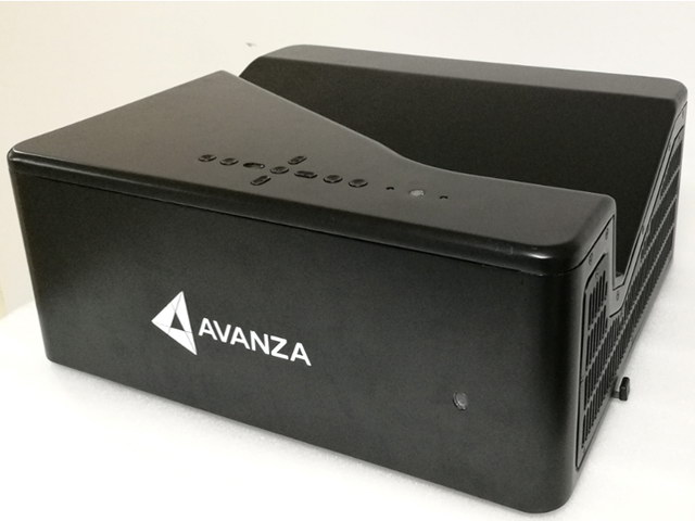 AVANZAͶӰC:HD4UST